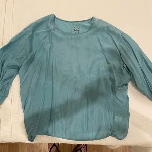 Johnny Was top size large.